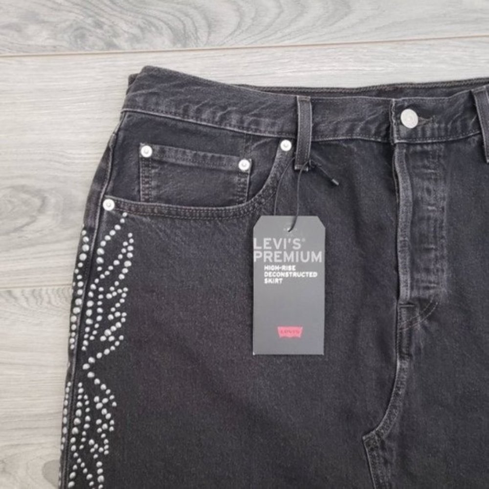Levi’s Premium Deconstructed Studded Distressed Denim Skirt Black Sz 34 $80 SOLD - Picture 7 of 10